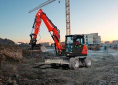 Escavatore Gommato B95W Yanmar 